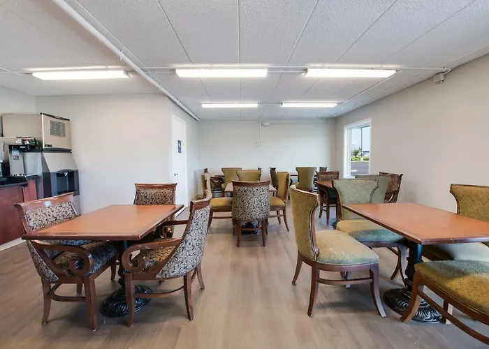 Americas Value Hotel 2*